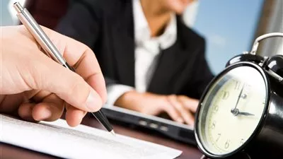 دراسة: 9 أخطاء نرتكبها في أول 10 دقائق من العمل