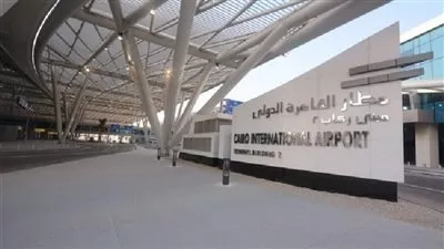وفد البنك الدولي يتفقد تجديدات مبنى الركاب 2 بمطار القاهرة الدولي