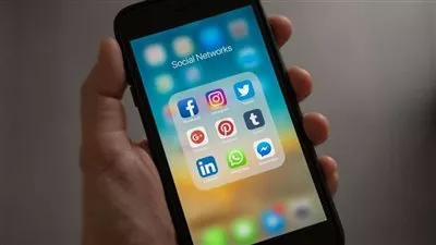 تعطل «فيسبوك - واتس آب - إنستجرام» في معظم دول العالم