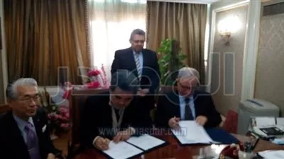 وزير التعليم العالي يشهد توقيع برتوكول تعاون بين جامعتي 