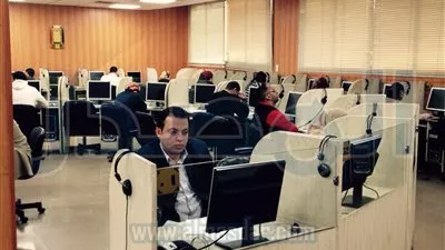 بالصور.. بدء اختبار المتقدمين للبرنامج الرئاسي لتأهيل الشباب 