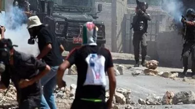 متشددون يهود يهاجمون منزل فلسطيني 