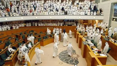 وفاة نائب بالبرلمان الكويتي أثناء انعقاد إحدى الجلسات