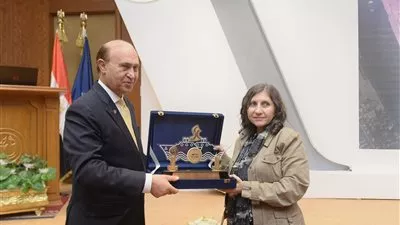 مميش يبحث مع «IMO» الفرص الاستثمارية بالمنطقة الاقتصادية للقناة