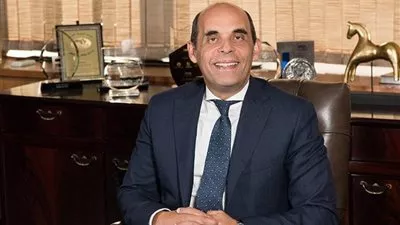 تحويلات المصريين فى الخارج تشعل المنافسة بين البنوك الحكومية