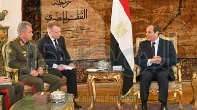 الرئيس السيسي يستقبل وزير الدفاع الروسي لبحث التعاون بمكافحة الإرهاب