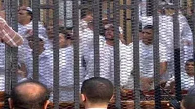 بالأسماء.. المشدد 15 عامًا لـ12 متهمًا و10 سنوات لـ15 آخرين باقتحام قسم التبين