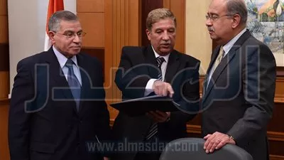 رئيس الوزراء يستعرض الموقف التنفيذى لمشروع قرية الامل