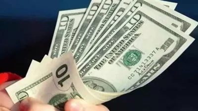 ارتفاع أسعار الدولار 0,5%.. وتراجع اليورو 