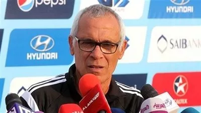 كوبر يعلن تشكيل منتخب مصر أمام غانا.. وباسم مرسي يقود الهجوم