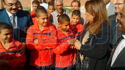 وزيرة التضامن تسلم 48 شقة للأسر الأولى بالرعاية في بشائر الخير بالإسكندرية