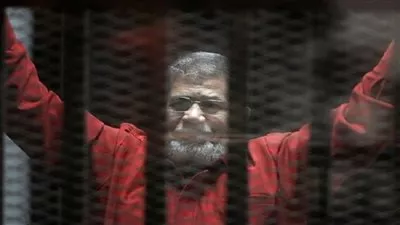 إلغاء إعدام مرسي و26 من قيادات الإخوان بقضية ''اقتحام السجون''