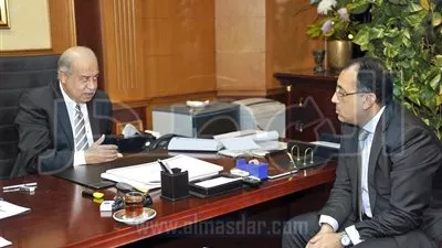 رئيس الوزراء: حصر مشروعات المياه والصرف الصحي الملحة قبل صيف 2016