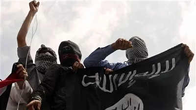 أنباء عن اعتقال القائد العسكري لـ