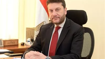 عمرو المنير يعلن مد العمل بقانون إنهاء المنازعات الضريبية