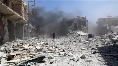 قتلى وجرحى جراء قصف جوي بالبراميل المتفجرة في حلب