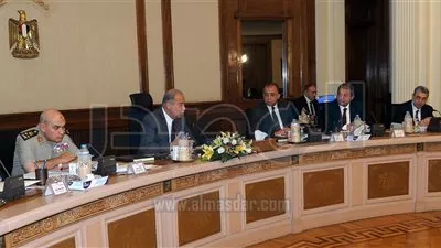 الحكومة تناقش قانون الاستثمار في اجتماعها الأسبوعي
