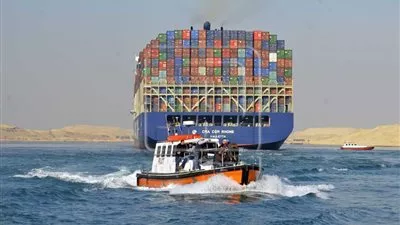 قناة السويس: عبور 48 سفينة للمجرى الملاحي بحمولات 3,4 مليون طن