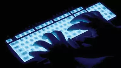 الحرب الإلكترونية ضد 