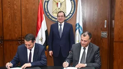 اتفاق على بدء تطوير الكوادر البشرية بمشروع تحديث «بدر الدين» للبترول 