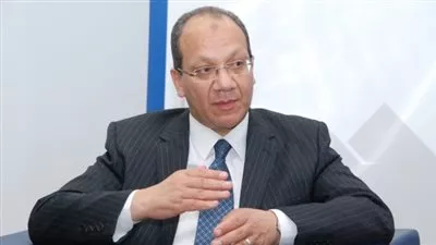 العضو المنتدب لبنك الكويت الوطني: تذبذب سعر الدولار ظاهرة صحية