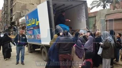 محافظ البحيرة يؤكد توافر السلع الغذائية المدعمة بفروع المجمعات الاستهلاكية