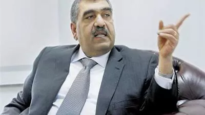 إعادة هيكلة شركات قطاع الأعمال على طاولة 