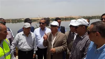 الوزير يتابع أعمال إنشاء 3 محاور على النيل في أسوان وقنا بـ 4,3 مليار جنيه