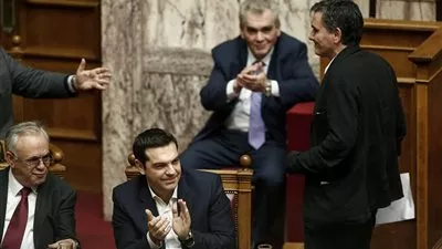 شركات أجنبية تحاول تعزيز مبيعات السيارات الكهربية