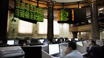 تباين مؤشرات البورصة المصرية في مستهل التعاملات