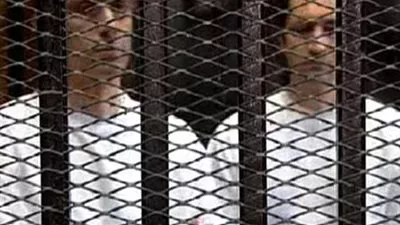 مصدر قضائي: إخلاء سبيل علاء وجمال مبارك صحيح وفقاً للقانون‎