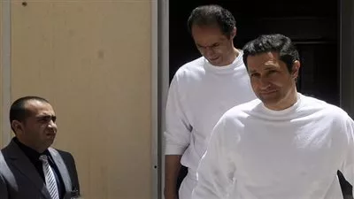 تأجيل محاكمة جمال وعلاء مبارك في التلاعب بالبورصة لـ19 نوفمبر