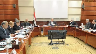 رئيس 