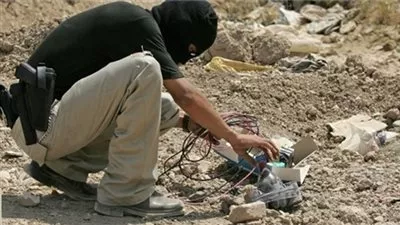 إبطال مفعول 4 عبوات ناسفة استهدفت أماكن حيوية بالفيوم