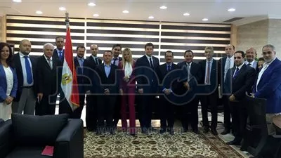 جولة مباحثات مصرية روسية بشأن المنطقة الاقتصادية لقناة السويس