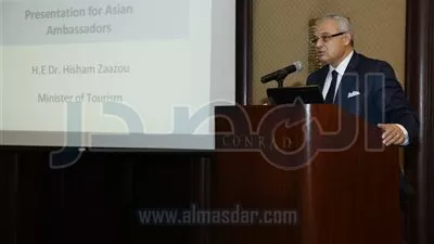 زعزوع يبحث إجراءات استعادة حركة الطيران إلى شرم الشيخ .. غدا