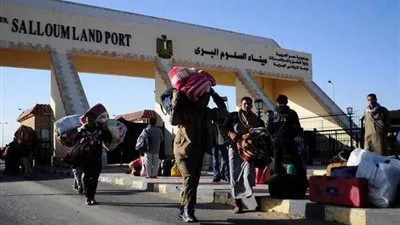 عودة 296 مصريًا من ليبيا عبر منفذ السلوم خلال 24 ساعة