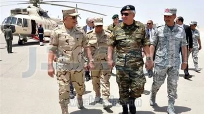 الفريق محمود حجازى ورئيس الأركان اليونانى يشهدان التدريب المشترك حورس 2015