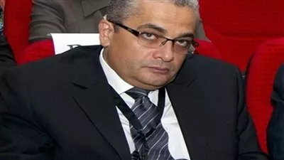 وزير البحث العلمى يقرر إعادة الهيكلة  المالية والإدارية لمعهد 