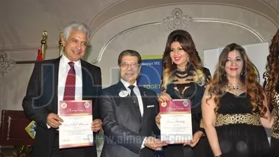 بالصور .. تكريم نجوم الفن والإعلام في حفل تدشين 