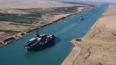 وفد رجال أعمال صيني يزور محور قناة السويس