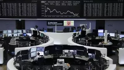 الأسهم الأوروبية تهبط متأثرة بقطاع السلع الأولية