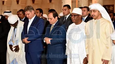 السيسي يزور ضريح الشيخ زايد وواحة الكرامة في أبوظبي