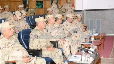 رئيس الأركان يشهد تدريب الوحدات المدرعة بالمنطقة الشمالية العسكرية