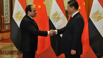 وفد دبلوماسي يصل القاهرة للإعداد لزيارة الرئيس الصيني لمصر