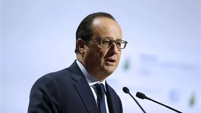 الرئيس الفرنسي يشيد بدور قوات الأمن في مكافحة الإرهاب