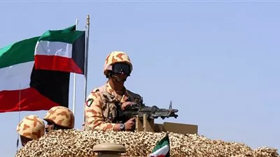 وزارة الدفاع الكويتية تكرّم الملحق العسكري المصري بعد انتهاء فترة عمله