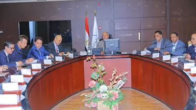 وزير النقل يبحث تطورات «مونوريل» العاصمة الإدارية و6 أكتوبر