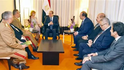 السيسي يستقبل رئيس أركان القوات المسلحة الرومانية 