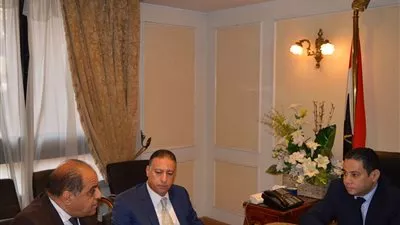 وزير قطاع الأعمال يوجه بالتحقيق في خسائر 